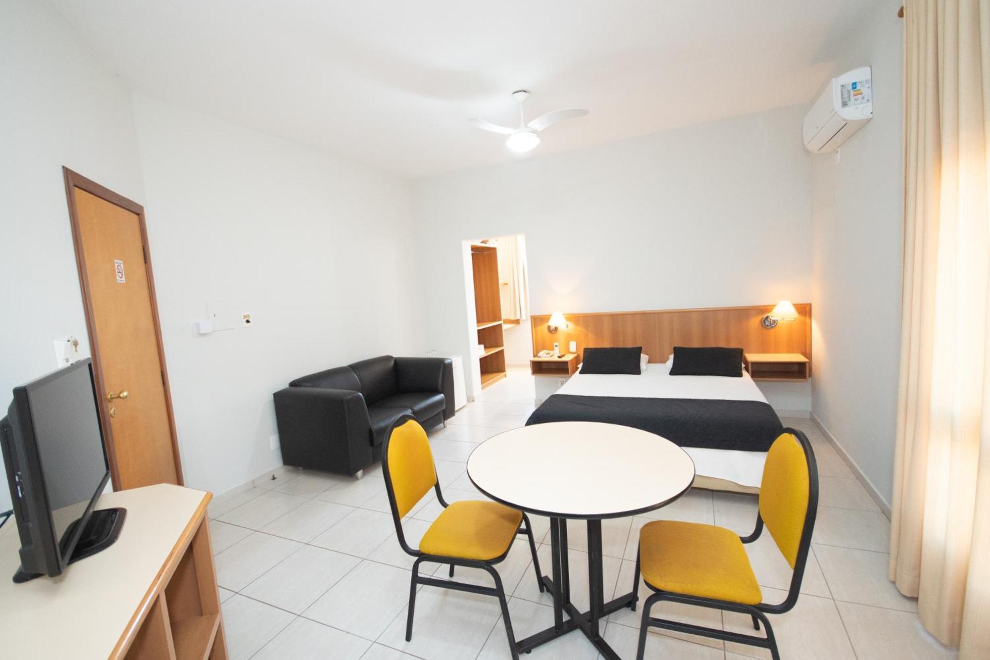 Hotel Ouro لفراس المظهر الخارجي الصورة